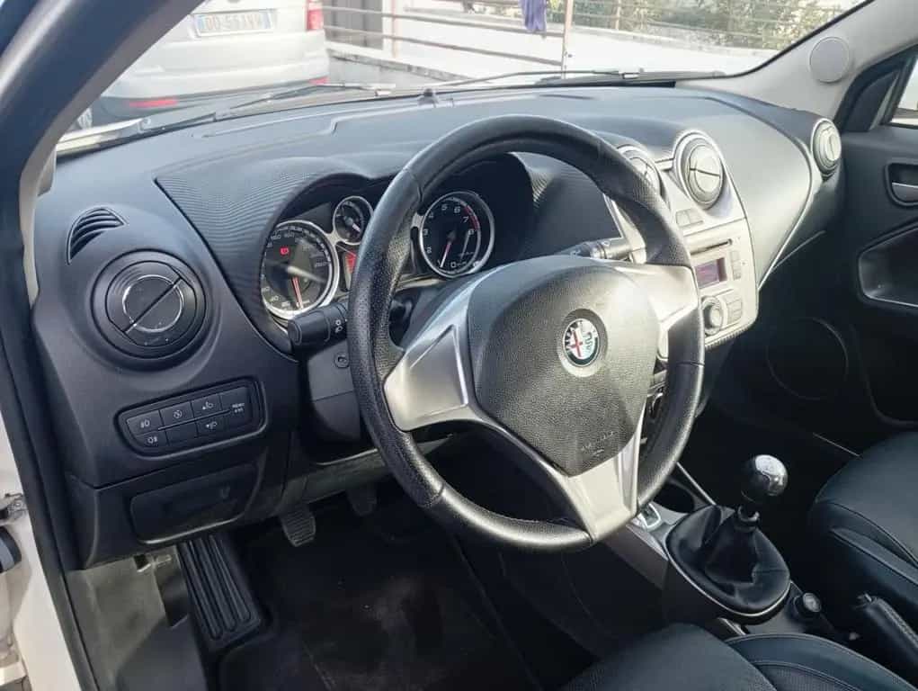 Alfa Romeo MiTo 1.4 T 155 CV Distinctive 01/2010-photo-4