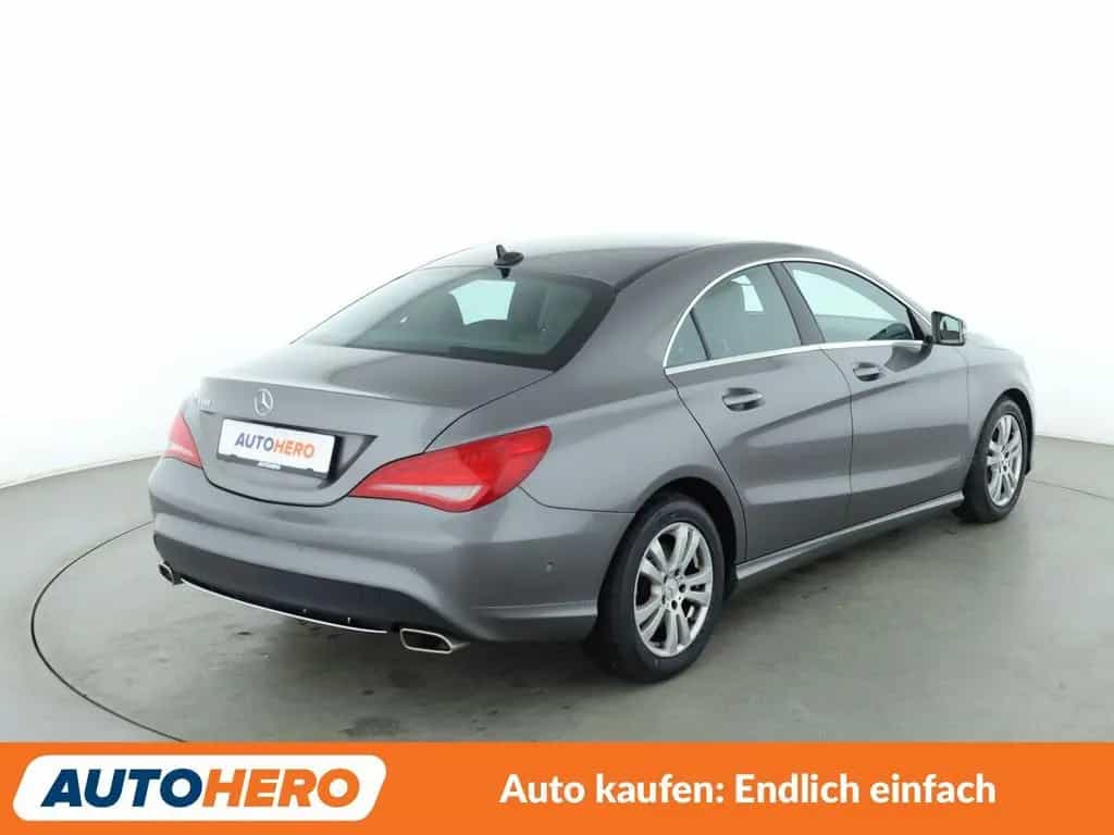Mercedes-Benz CLA 180 Urban Aut.*XENON*TEMPO*PDC*SHZ*KLIMA* 10/2014-photo-5