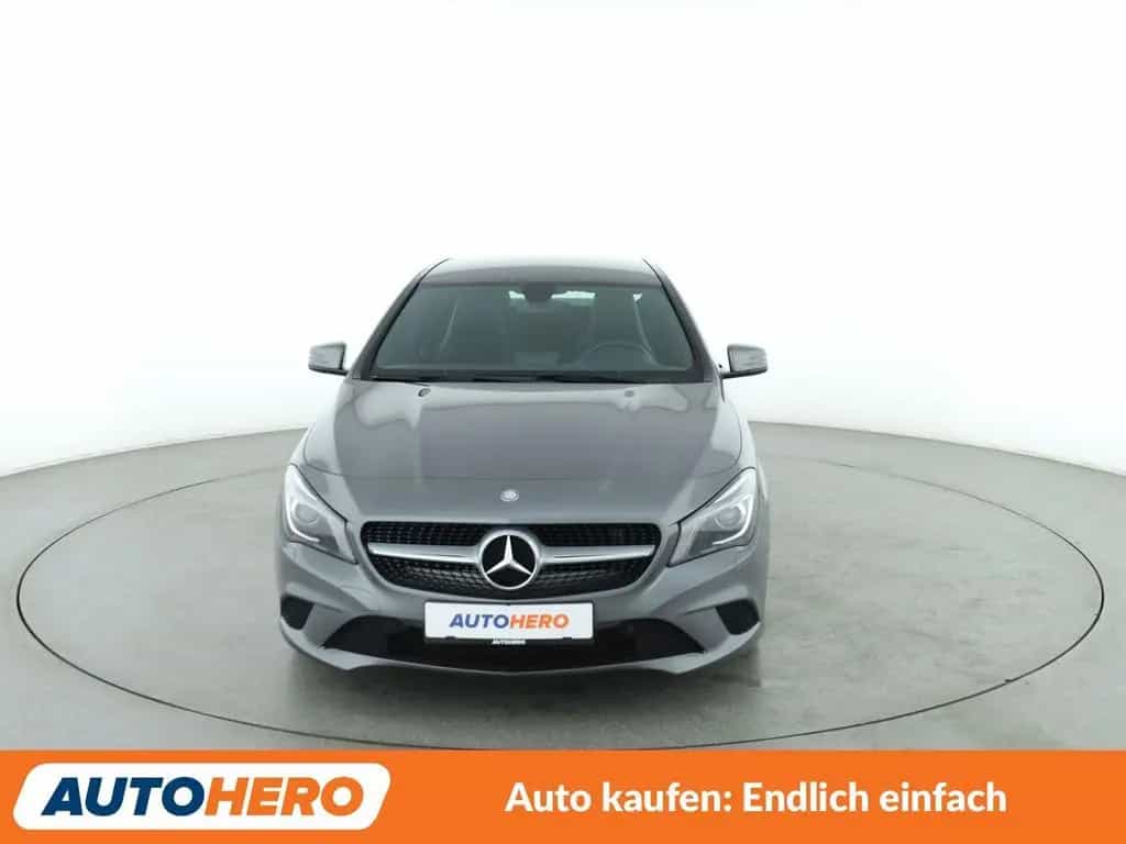 Mercedes-Benz CLA 180 Urban Aut.*XENON*TEMPO*PDC*SHZ*KLIMA* 10/2014-photo-8