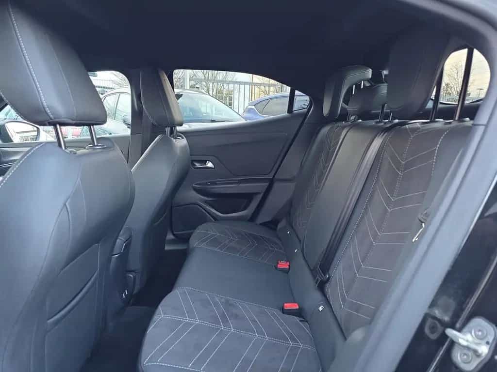 Opel Mokka Ultimate 1.2 Turbo Kamera LED Massage Navi 02/2024-photo-23