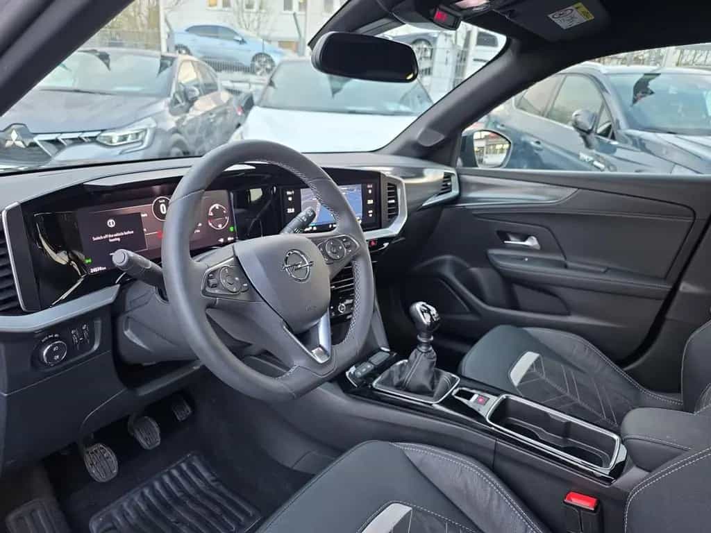Opel Mokka Ultimate 1.2 Turbo Kamera LED Massage Navi 02/2024-photo-6