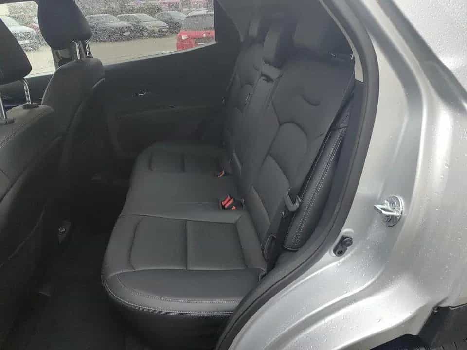 Ssangyong Korando Sapphire 4x2 12/2020-photo-10