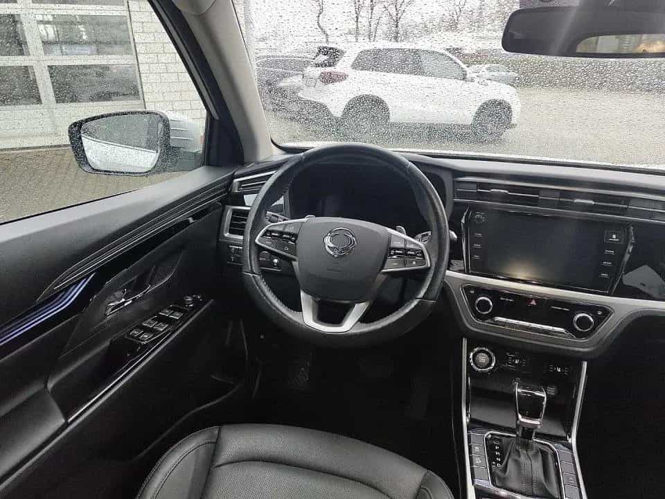 Ssangyong Korando Sapphire 4x2 12/2020-photo-4