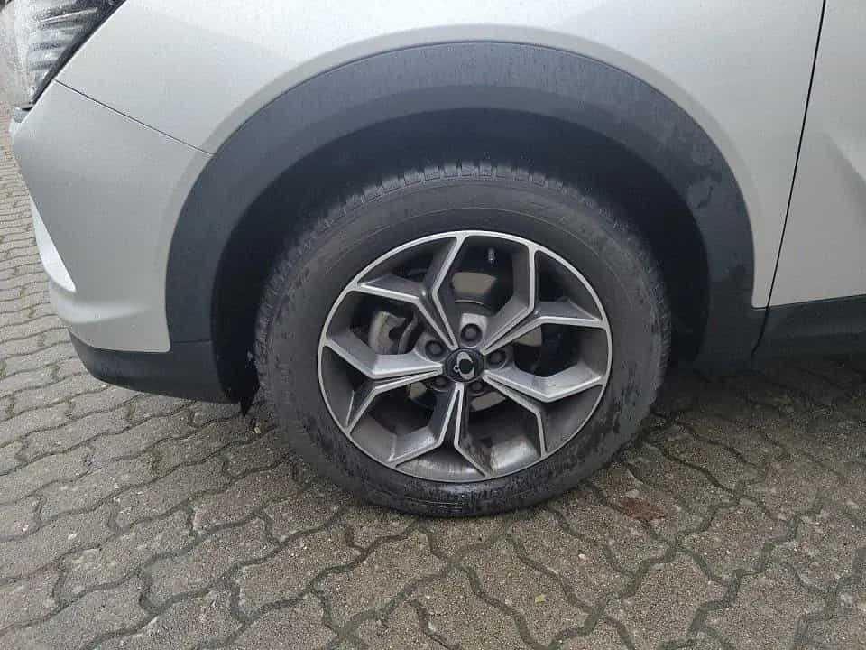 Ssangyong Korando Sapphire 4x2 12/2020-photo-8
