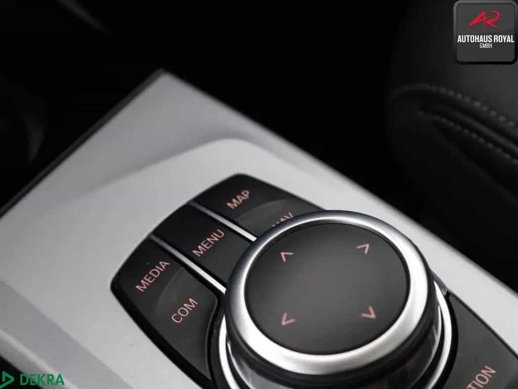 BMW X3 xDrive30i M SPORT LENKRAD PANORAMA,HEADUP,AHK 10/2018-photo-18