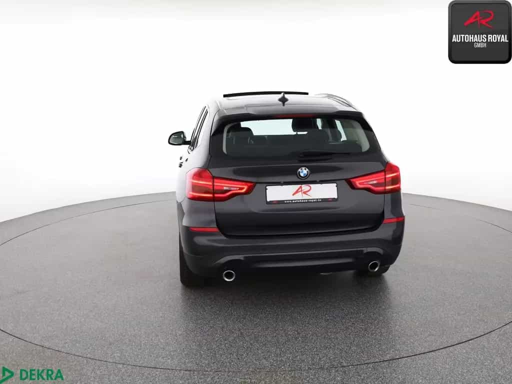 BMW X3 xDrive30i M SPORT LENKRAD PANORAMA,HEADUP,AHK 10/2018-photo-3