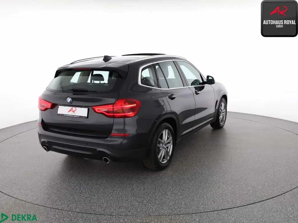 BMW X3 xDrive30i M SPORT LENKRAD PANORAMA,HEADUP,AHK 10/2018-photo-4
