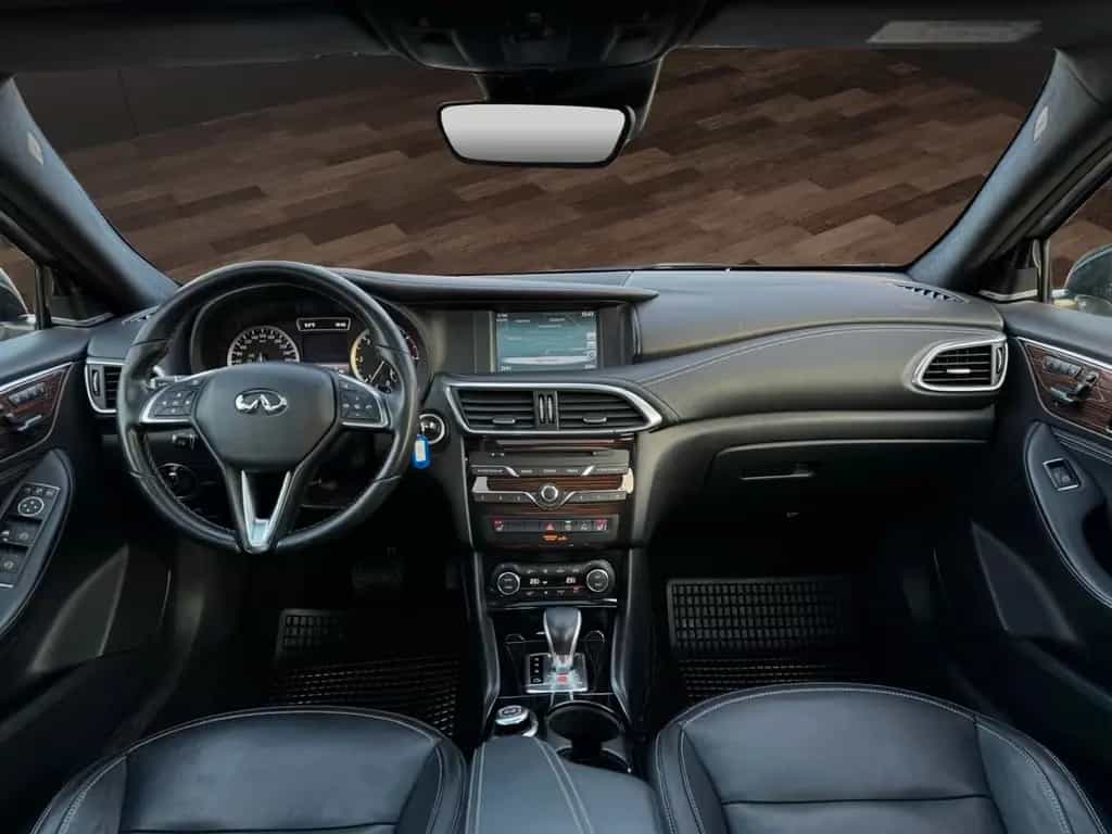 Infiniti Q30 2.2 d Sport AUT.°NAVI°PANO°KAMERA°ACC°MEMORY 05/2016-photo-10