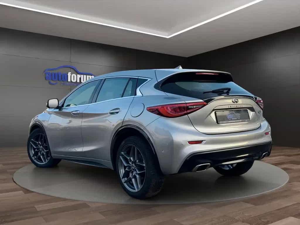 Infiniti Q30 2.2 d Sport AUT.°NAVI°PANO°KAMERA°ACC°MEMORY 05/2016-photo-3