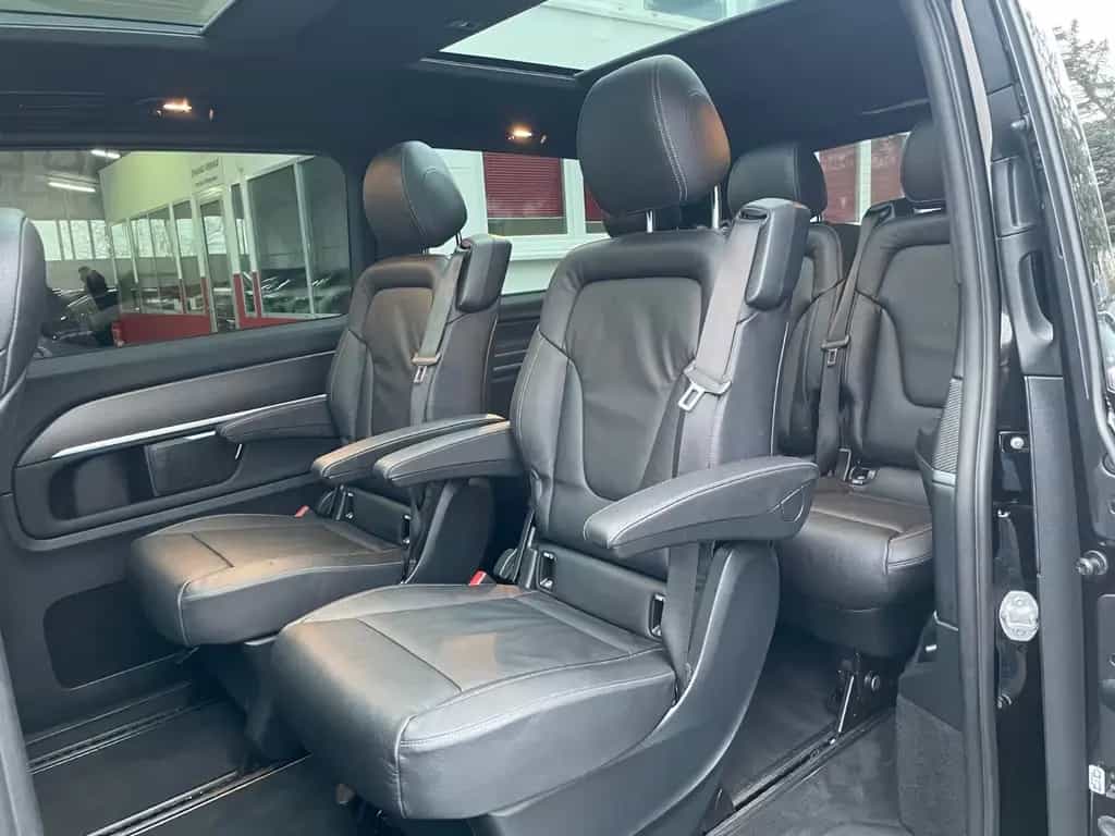 Mercedes-Benz V-Class 4MATIC lang AMG MBUX ACC PANO BURM 360°AHK 07/2020-photo-12