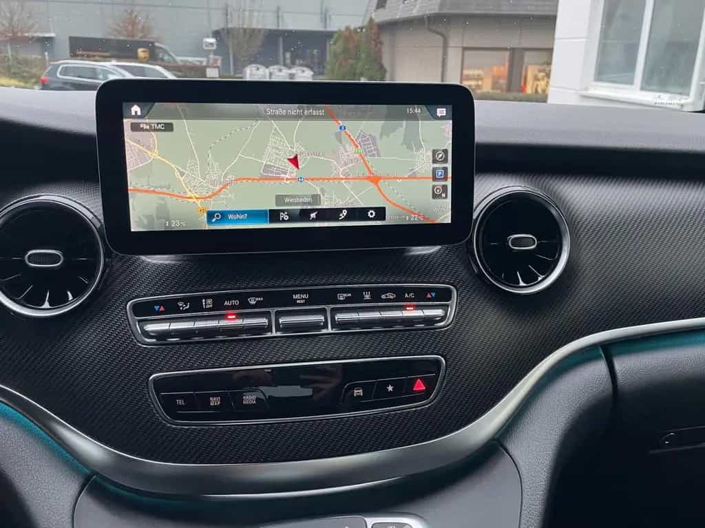 Mercedes-Benz V-Class 4MATIC lang AMG MBUX ACC PANO BURM 360°AHK 07/2020-photo-18