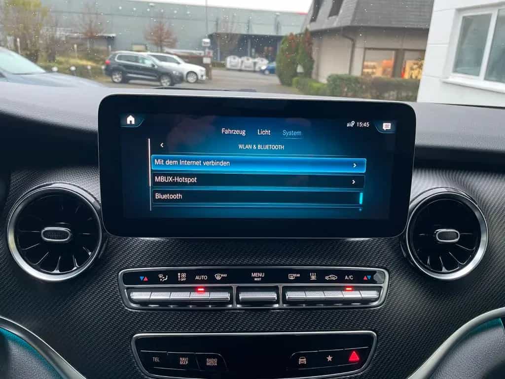 Mercedes-Benz V-Class 4MATIC lang AMG MBUX ACC PANO BURM 360°AHK 07/2020-photo-21