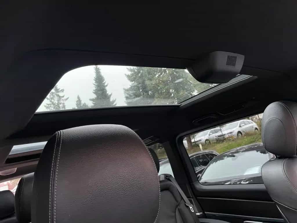 Mercedes-Benz V-Class 4MATIC lang AMG MBUX ACC PANO BURM 360°AHK 07/2020-photo-27