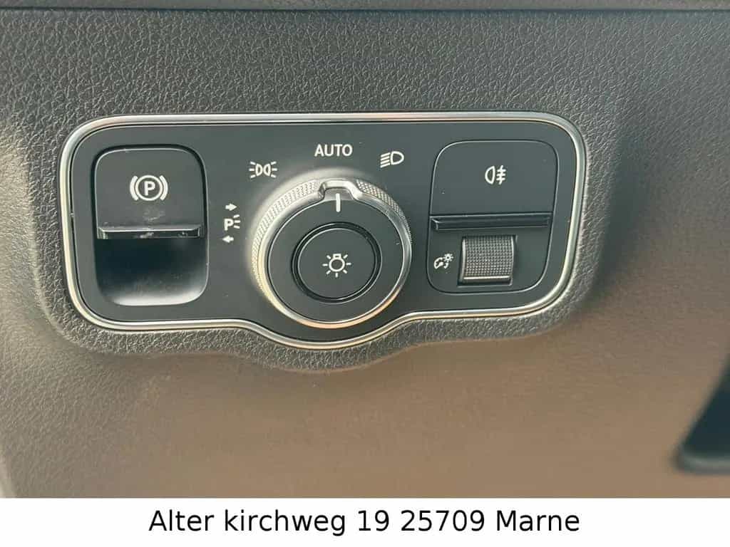 Mercedes-Benz GLB-Class 220 d KAMERA SPH SHZ NAVI LED PDC BT 1HAND 03/2021-photo-14
