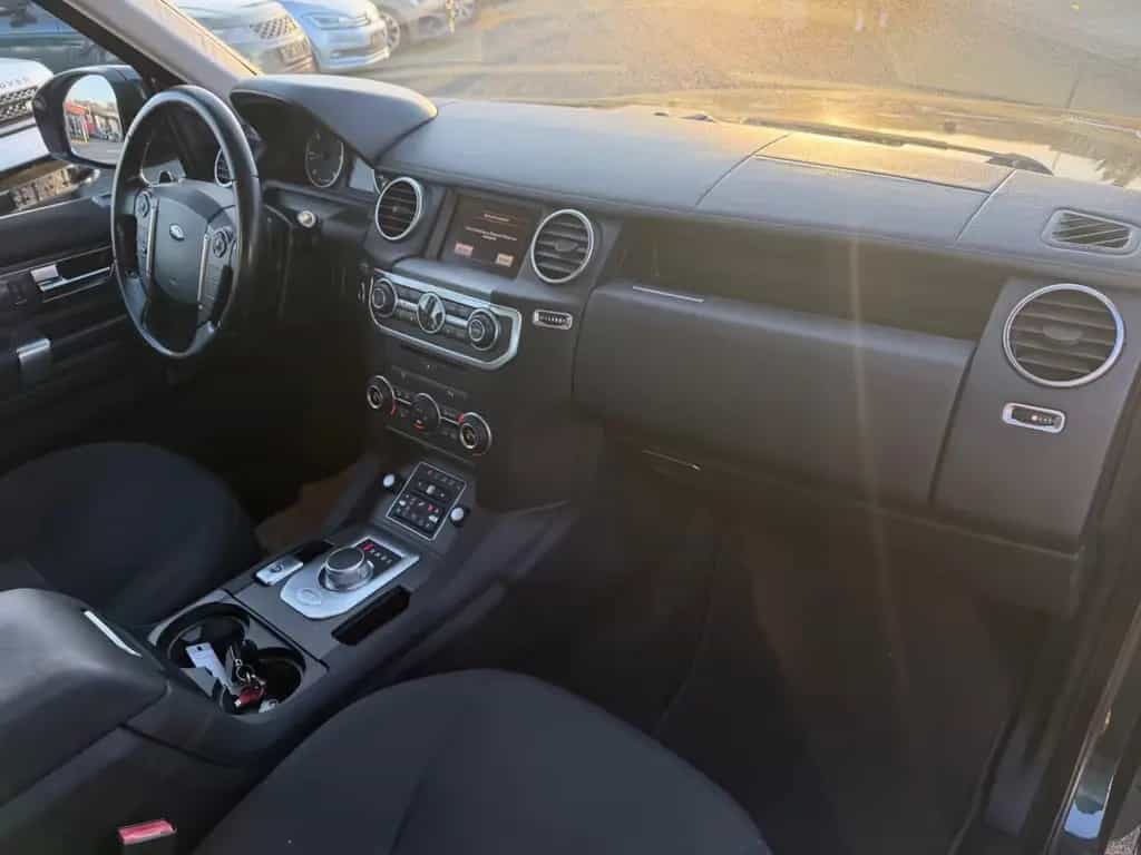 Land Rover Discovery 4 3.0 TDV6/8-Gang/Xenon/Luftfahrwerk 02/2016-photo-19