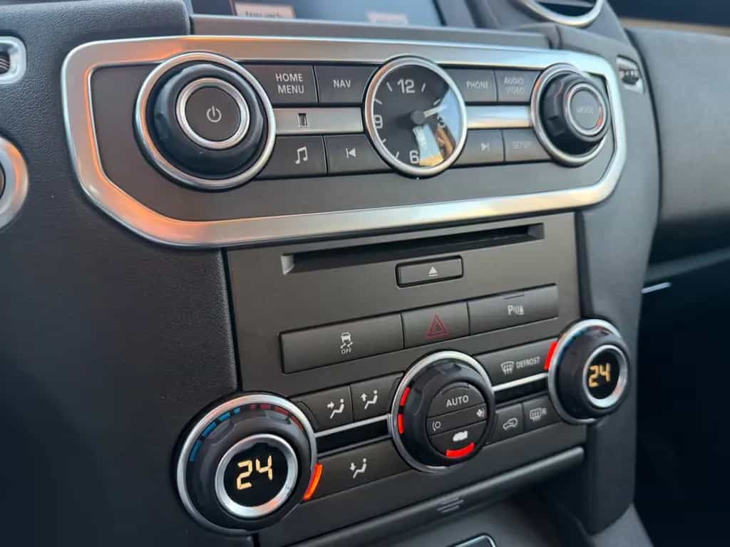 Land Rover Discovery 4 3.0 TDV6/8-Gang/Xenon/Luftfahrwerk 02/2016-photo-25
