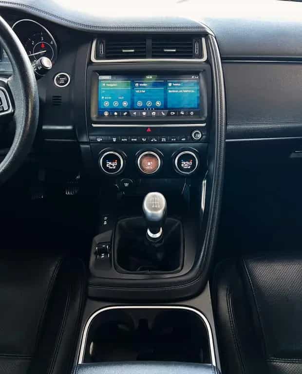 Jaguar E-Pace S/Leder/Kamera/Sitzheizung/2,0 Ltr./110KW 07/2019-photo-18