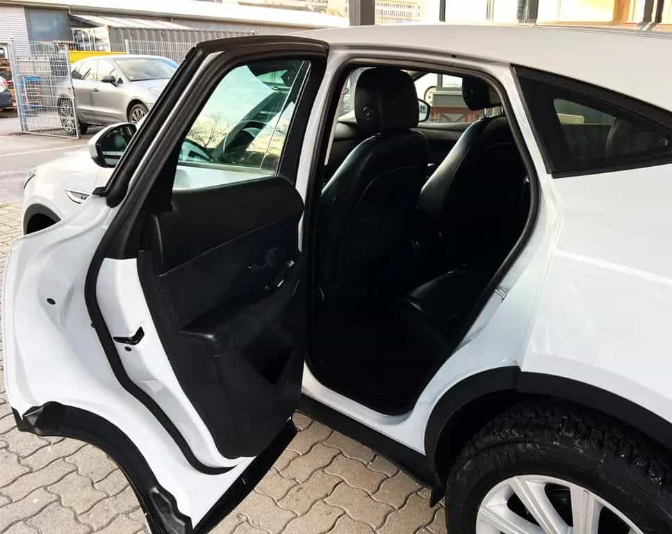 Jaguar E-Pace S/Leder/Kamera/Sitzheizung/2,0 Ltr./110KW 07/2019-photo-19