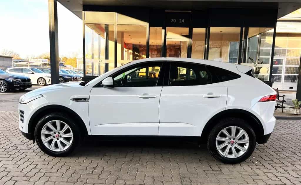 Jaguar E-Pace S/Leder/Kamera/Sitzheizung/2,0 Ltr./110KW 07/2019-photo-4
