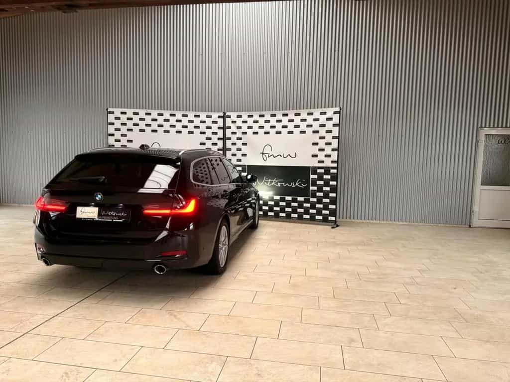 BMW 3 Series 318d Touring *DAB*Widescreen*Mwstausw* 10/2023-photo-12
