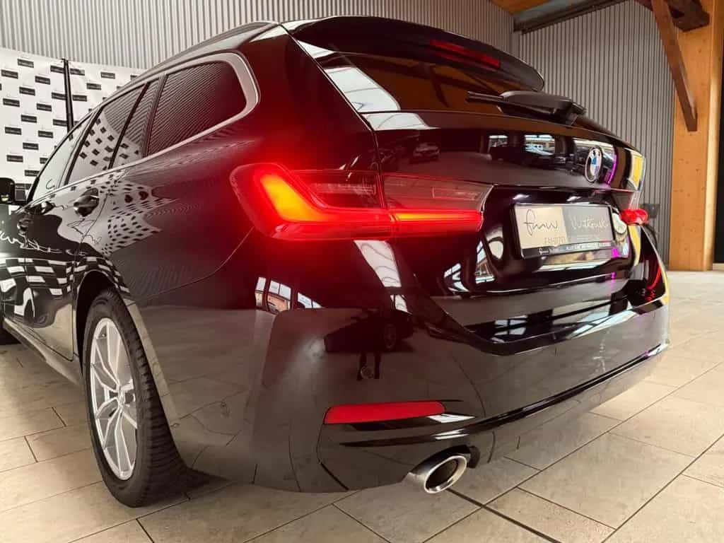 BMW 3 Series 318d Touring *DAB*Widescreen*Mwstausw* 10/2023-photo-14