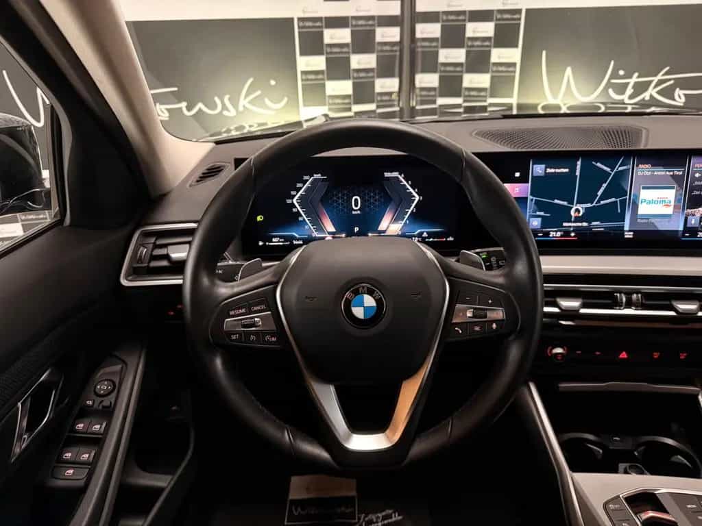 BMW 3 Series 318d Touring *DAB*Widescreen*Mwstausw* 10/2023-photo-17