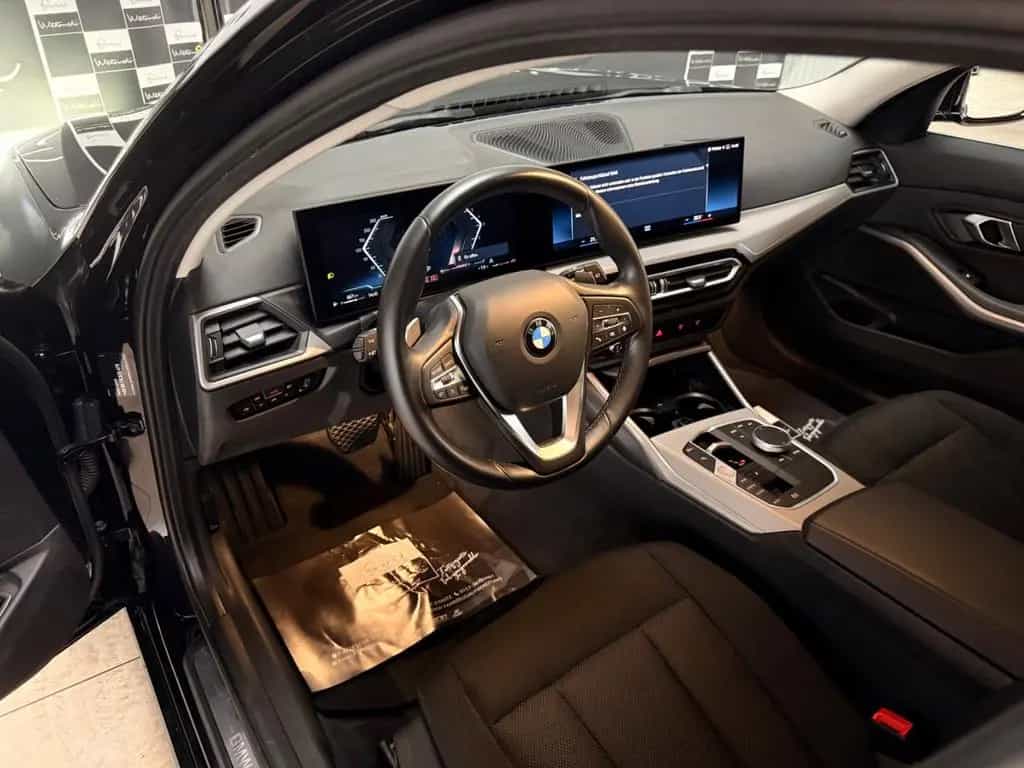 BMW 3 Series 318d Touring *DAB*Widescreen*Mwstausw* 10/2023-photo-32