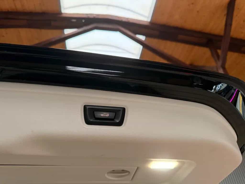 BMW 3 Series 318d Touring *DAB*Widescreen*Mwstausw* 10/2023-photo-41