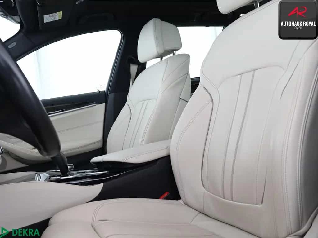 BMW 5 Series 530 d T xDrive M SPORT SHADOW STANDHEIZ,360GRAD 09/2019-photo-9