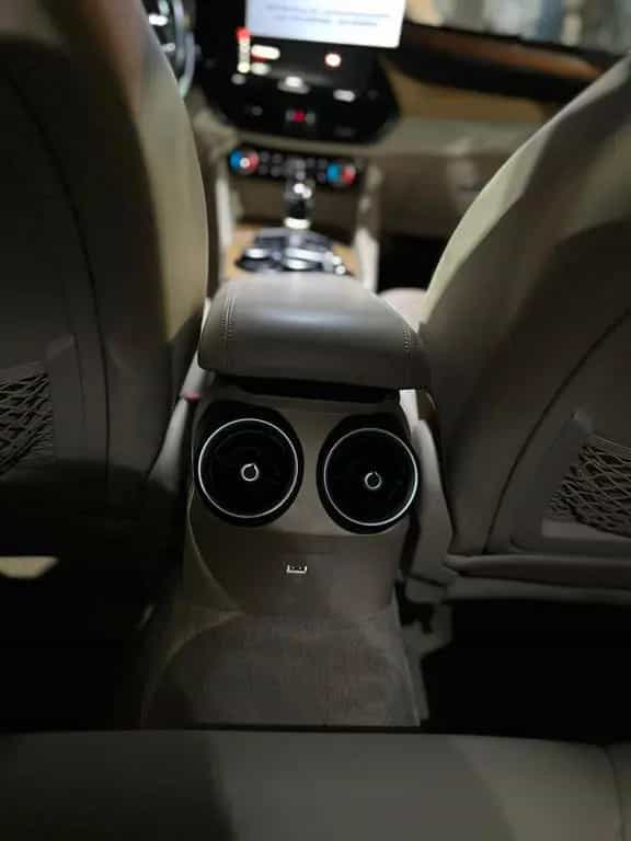 Alfa Romeo Giulia 2.2 Turbodiesel 180 CV AT8 Bus 02/2017-photo-14