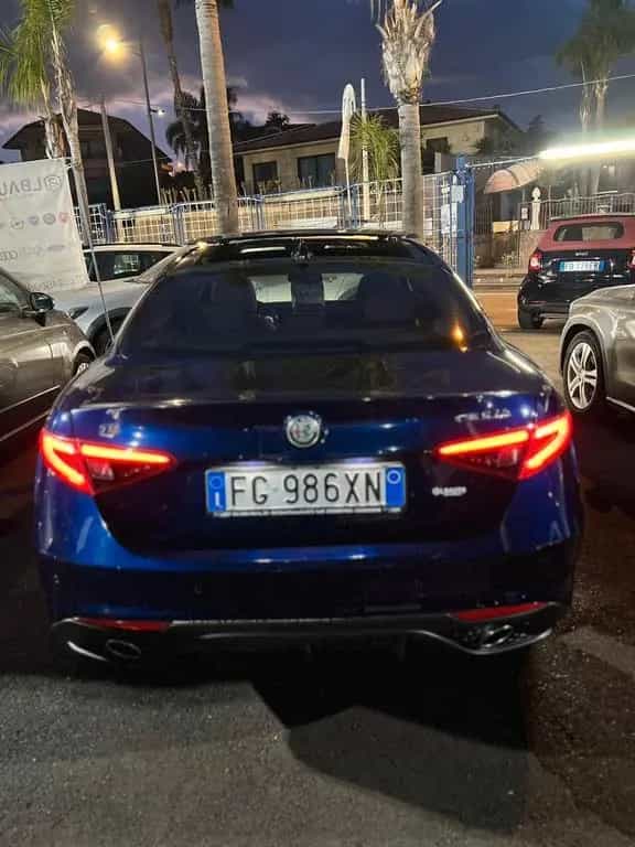 Alfa Romeo Giulia 2.2 Turbodiesel 180 CV AT8 Bus 02/2017-photo-6