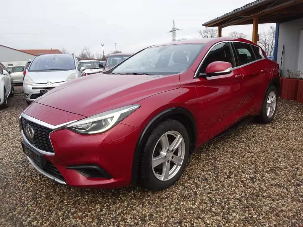 Infiniti Q30 1.5 d City Black Edition 09/2017-photo-0