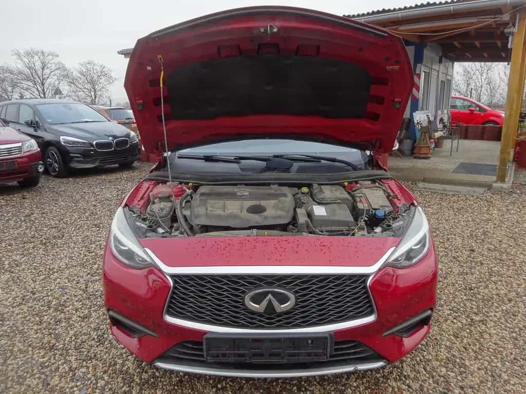 Infiniti Q30 1.5 d City Black Edition 09/2017-photo-13