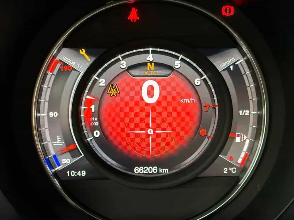 Abarth 695 Rivale BI-XENON/LEDER/KLIMA/PDC/DAB 12/2018-photo-17