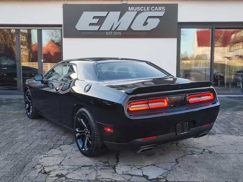 Dodge Challenger R/T Blacktop 345 V8 HEMI 07/2021-photo-3