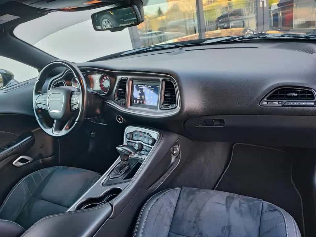 Dodge Challenger R/T Blacktop 345 V8 HEMI 07/2021-photo-6