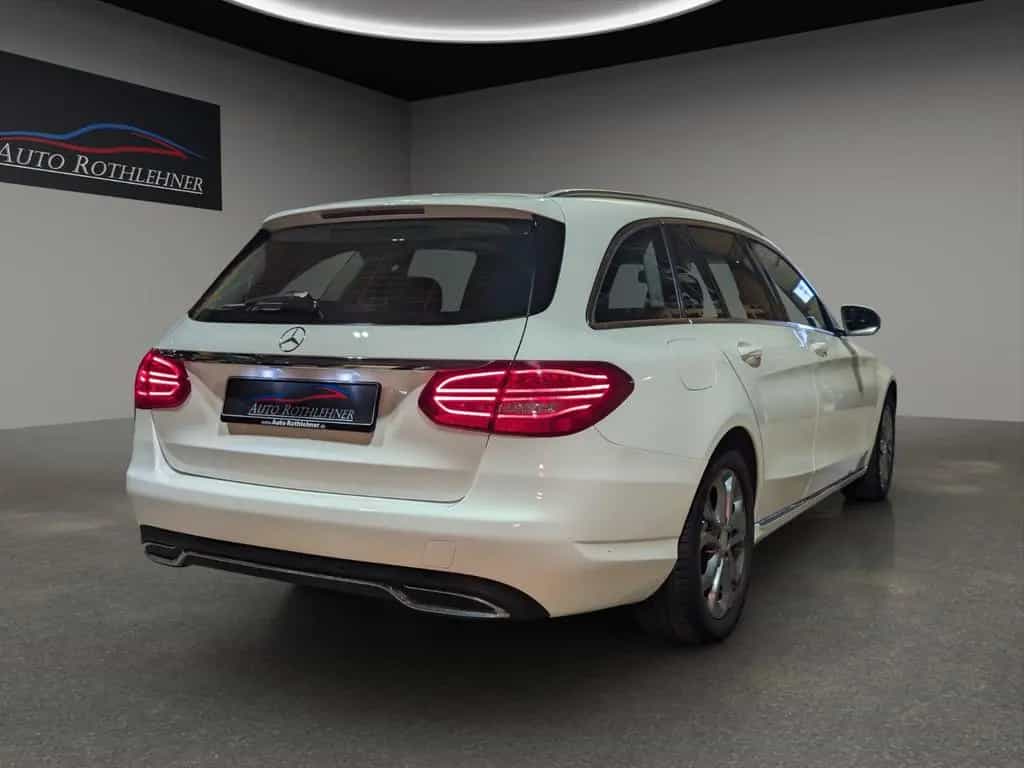 Mercedes-Benz C 250 T CGI*AUT*LED*1.Hand*Service neu*Garantie 03/2016-photo-4