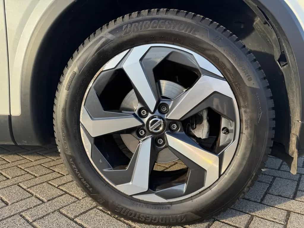 Nissan Qashqai 1.3 DIG-T MHEV N-Connecta/360°/NAVI/AHK 06/2022-photo-18