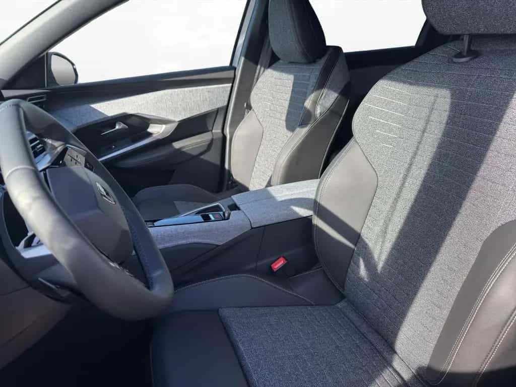 Peugeot 5008 Allure Business HYBRID 145 e-DSC6 03/2026-photo-8