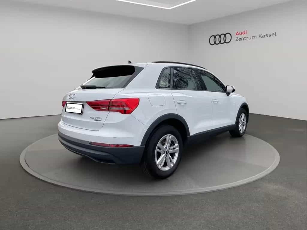 Audi Q3 40 TFSI quattro LED Navi Tempomat Klima 11/2022-photo-5