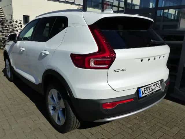 Volvo XC40 Core B3 Aut.*LED*360°CAM*BLIS*GOOGLE 06/2025-photo-2