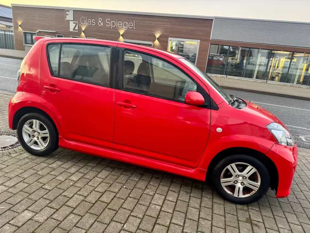 Daihatsu Sirion 1.5 S/Tüv&InspektionNEU 04/2008-photo-0