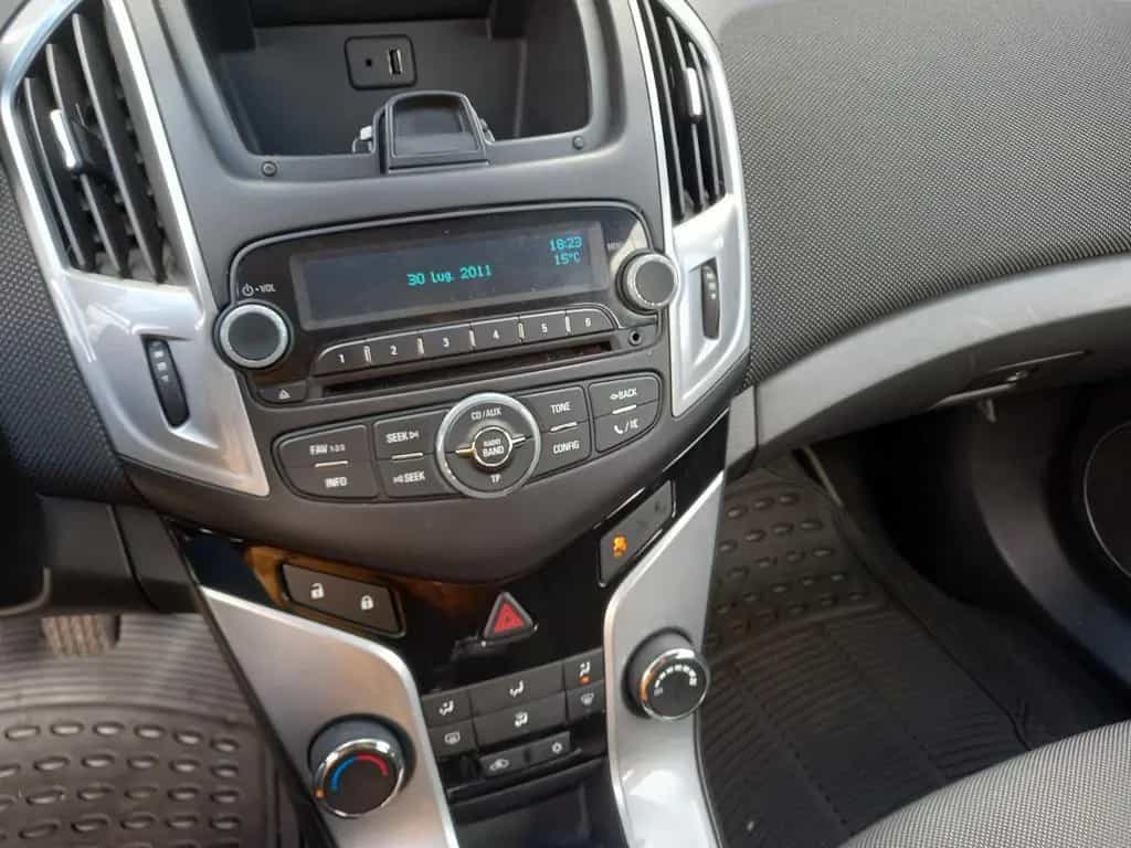 Chevrolet Cruze 1.7 TD 130 cv S W 11/2013-photo-7