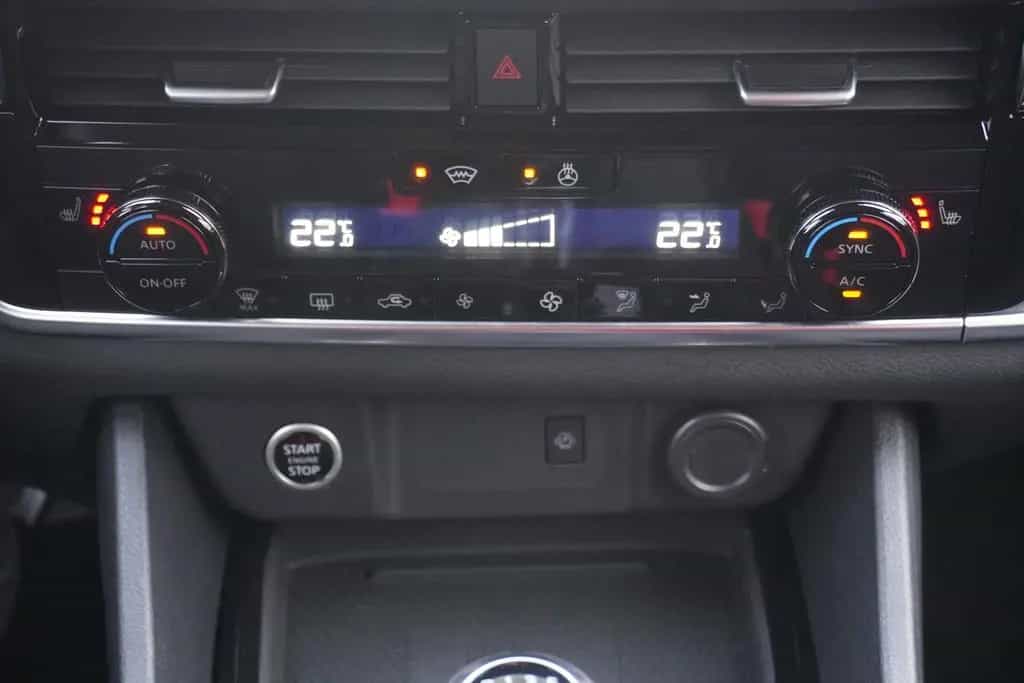 Nissan Qashqai 1.3 M-Hybrid Acenta LED Navi Keyless-Go 09/2021-photo-15