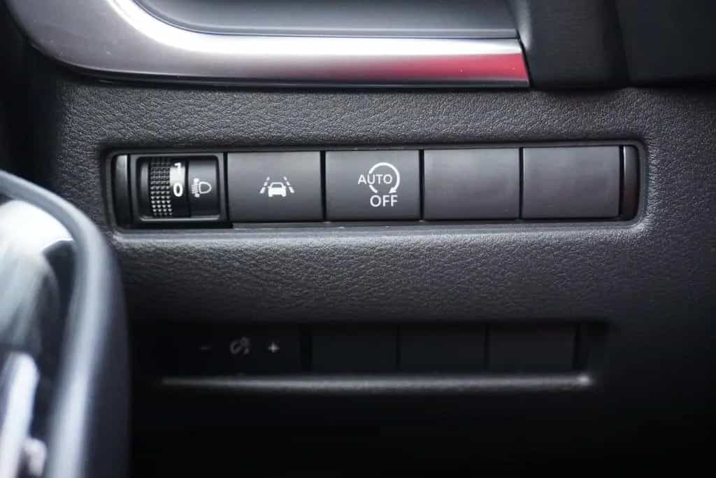Nissan Qashqai 1.3 M-Hybrid Acenta LED Navi Keyless-Go 09/2021-photo-20