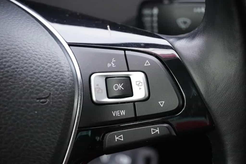 Volkswagen Golf VII 1.0 TSI Join LED Navi ACC Standheizung 01/2019-photo-14