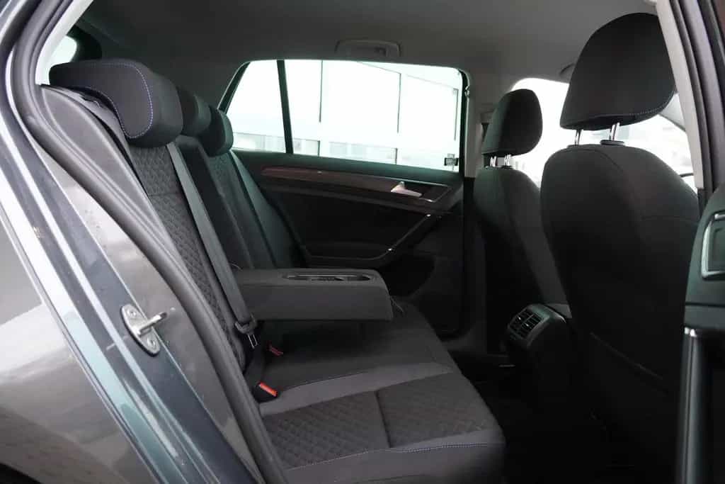Volkswagen Golf VII 1.0 TSI Join LED Navi ACC Standheizung 01/2019-photo-25