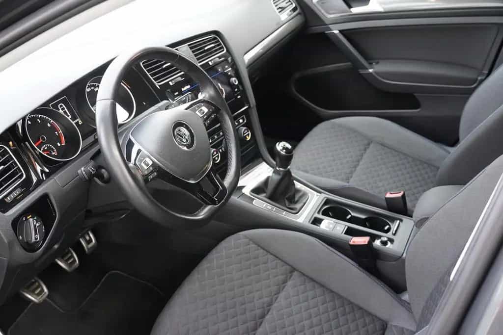Volkswagen Golf VII 1.0 TSI Join LED Navi ACC Standheizung 01/2019-photo-9