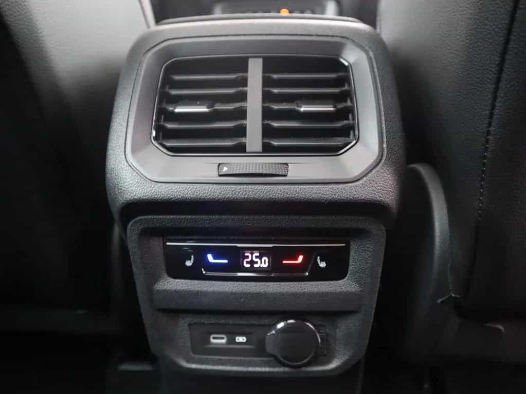 Seat Tarraco 2.0 TSI FR 4Drive LED Navi Panorama ACC 08/2021-photo-36