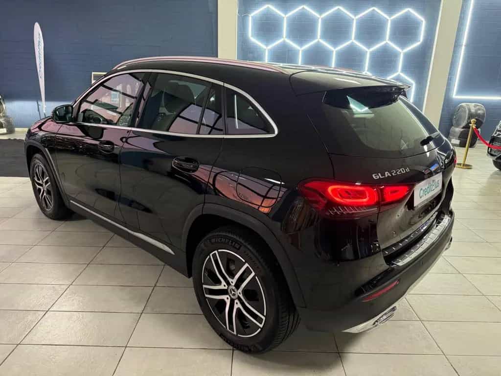 Mercedes-Benz GLA-Class 220 GLA GLA 220 d 02/2021-photo-2
